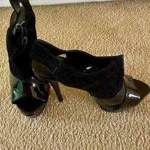 Stunning Jessica Simpson  Pumps